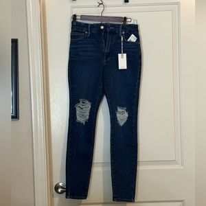 Good American Always Fits Jeans